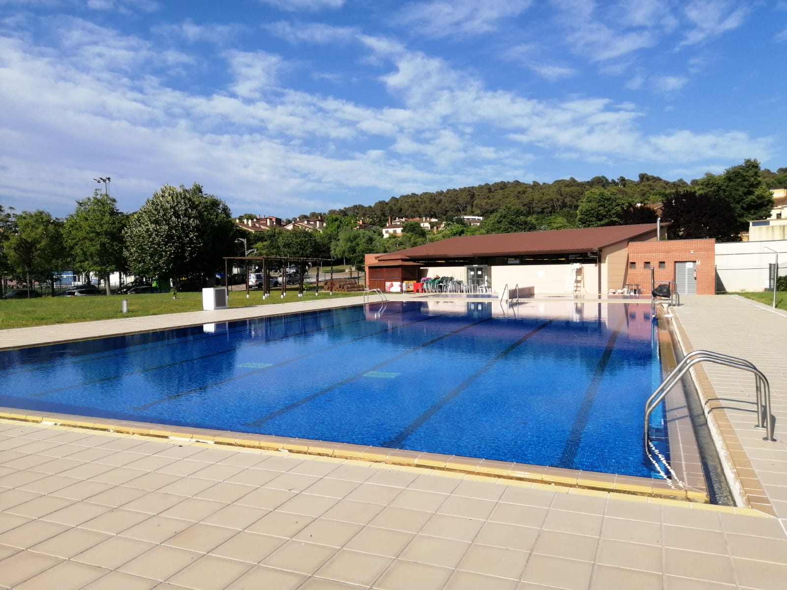 L'Ajuntament de la Roca del Vallès dona accés gratuït a les piscines d'estiu pels col·lectius vulnerables mentre duri l'onada de calor